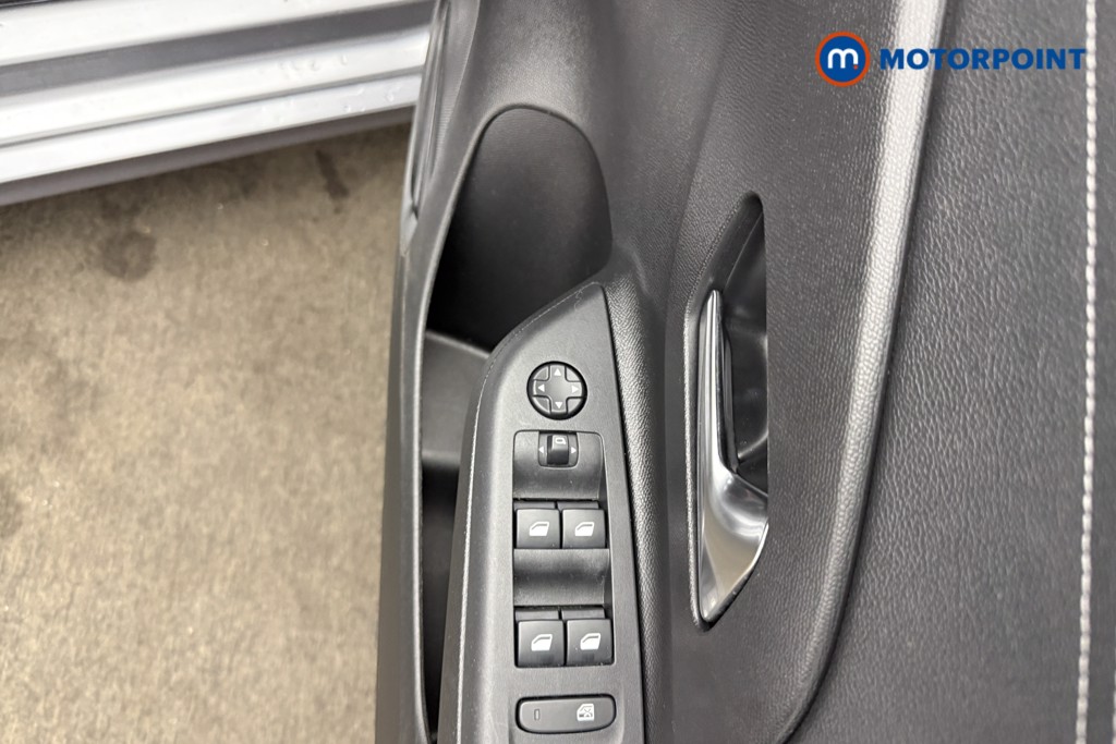 Vauxhall Corsa GS Manual Petrol Hatchback - Stock Number (1603717) - 18th supplementary image