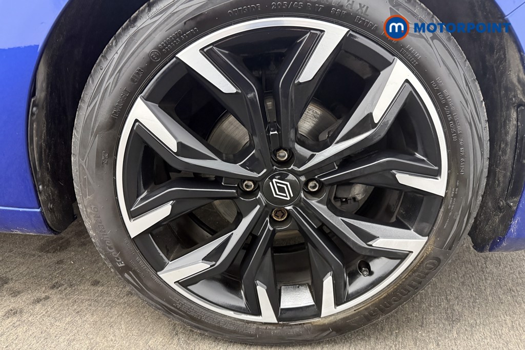 Renault Clio Techno Manual Petrol Hatchback - Stock Number (1604095) - 4th supplementary image