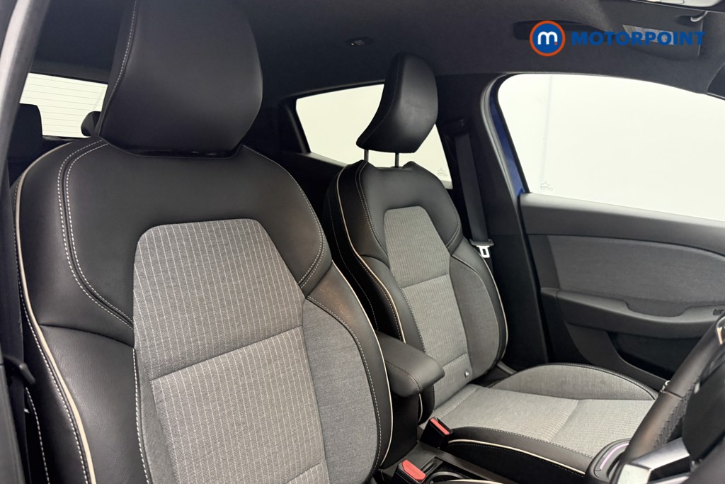 Renault Clio Techno Manual Petrol Hatchback - Stock Number (1604095) - 6th supplementary image