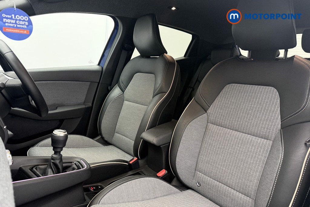 Renault Clio Techno Manual Petrol Hatchback - Stock Number (1604095) - 7th supplementary image