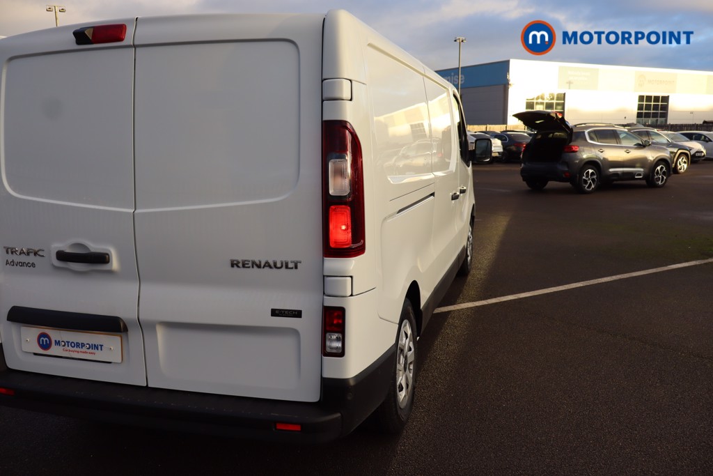 Renault Trafic Advance Automatic Electric Panel Van - Stock Number (1604188) - 18th supplementary image