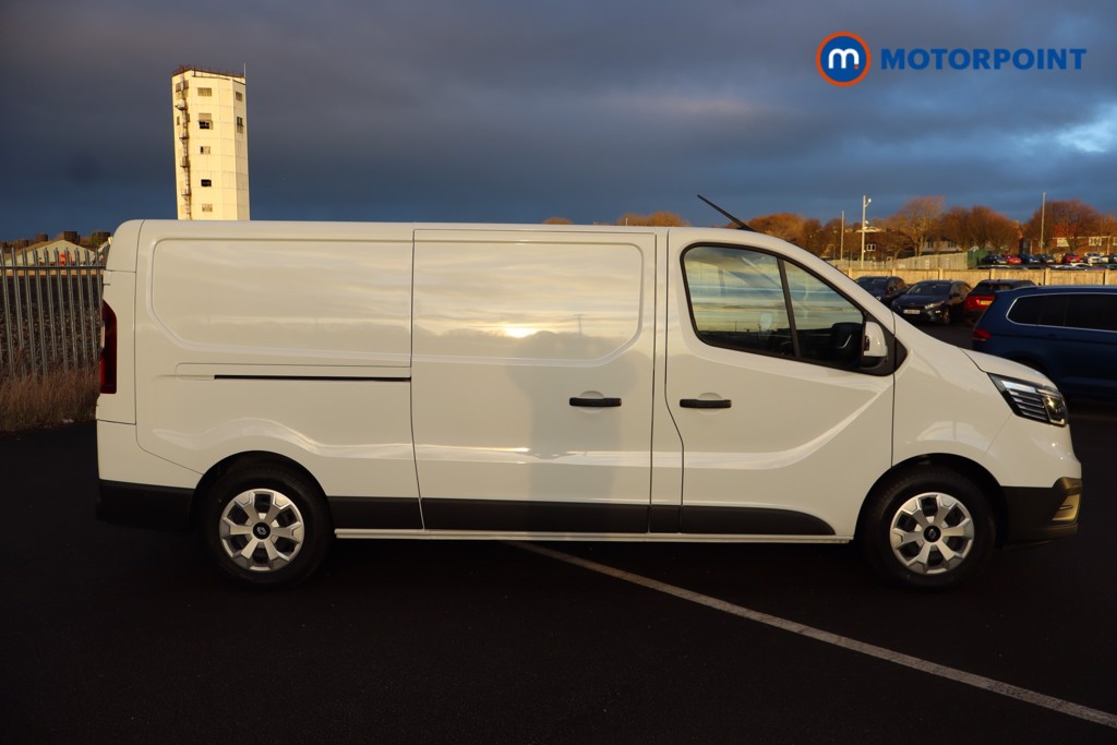 Renault Trafic Advance Automatic Electric Panel Van - Stock Number (1604188) - 30th supplementary image