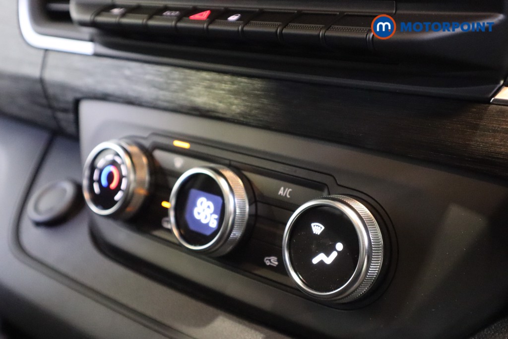 Renault Trafic Advance Automatic Electric Panel Van - Stock Number (1604233) - 3rd supplementary image