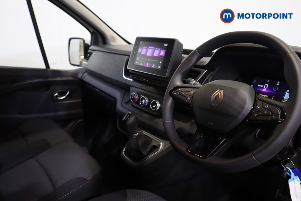 Renault Trafic Advance Automatic Electric Panel Van - Stock Number (1604253) - 1st supplementary image