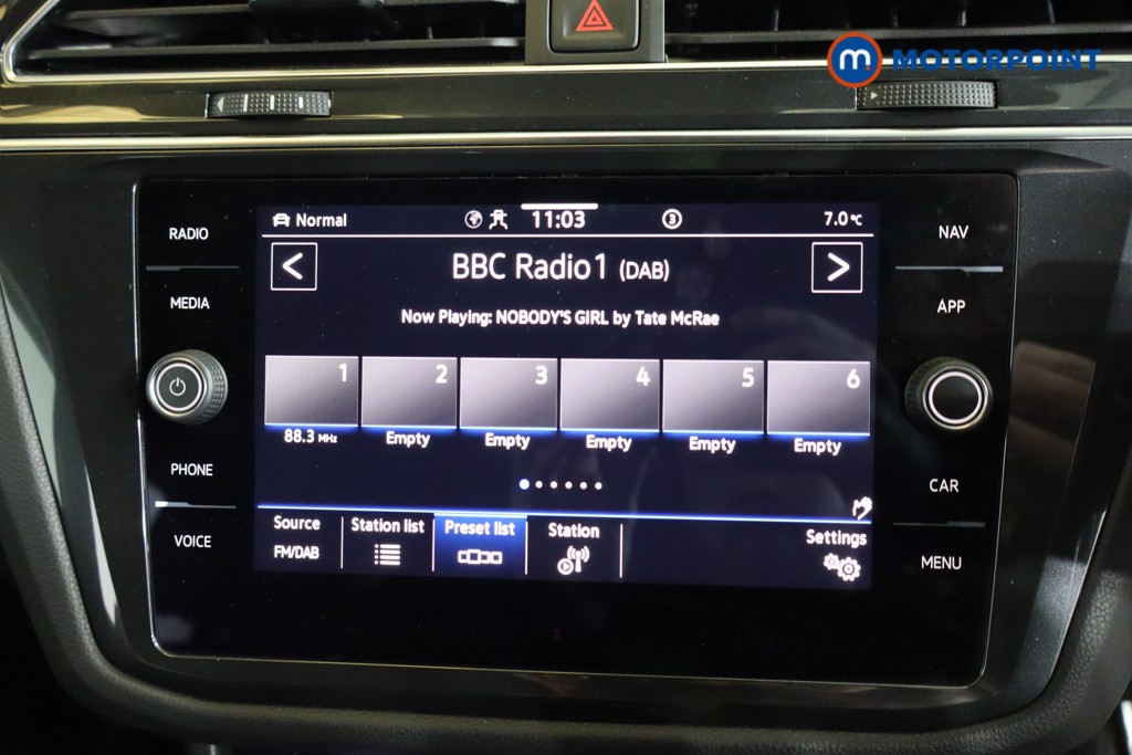 Volkswagen Tiguan R-Line Automatic Petrol SUV - Stock Number (1604280) - 5th supplementary image