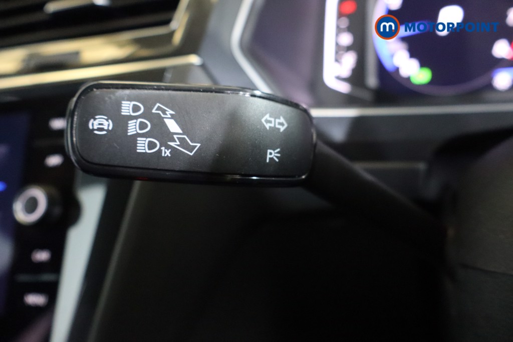 Volkswagen Tiguan R-Line Automatic Petrol SUV - Stock Number (1604280) - 15th supplementary image