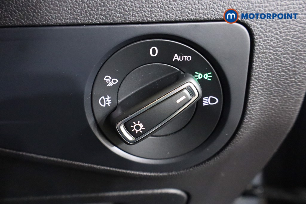 Volkswagen Tiguan R-Line Automatic Petrol SUV - Stock Number (1604280) - 17th supplementary image