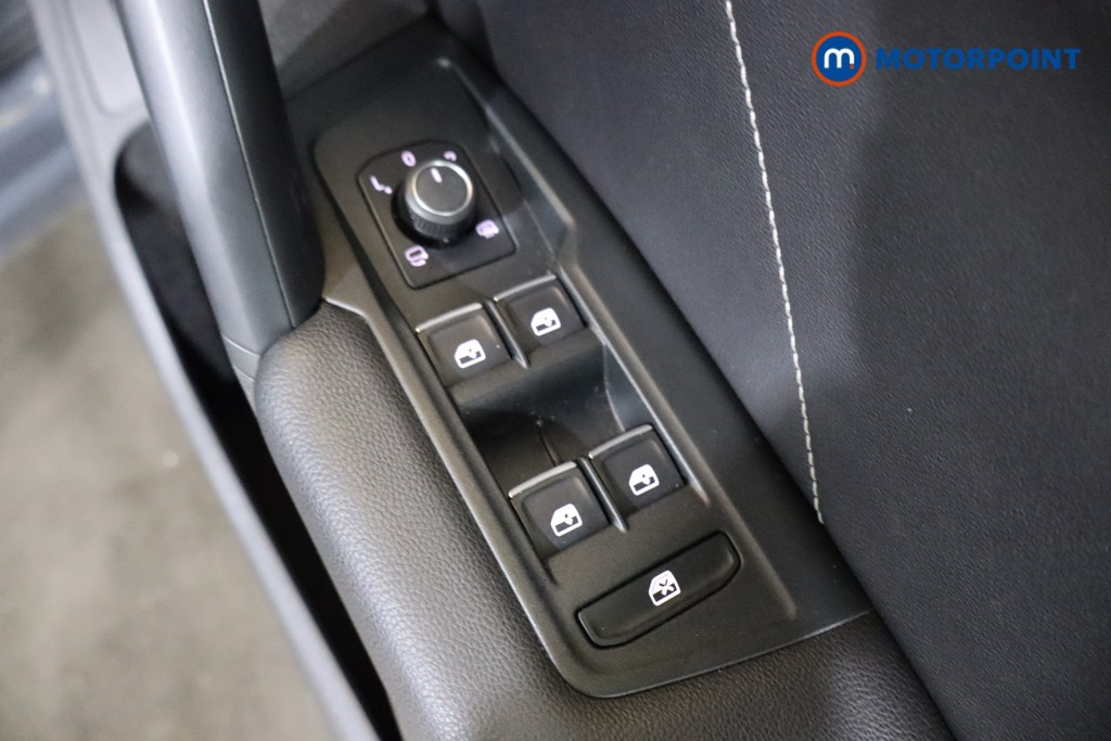 Volkswagen Tiguan R-Line Automatic Petrol SUV - Stock Number (1604280) - 18th supplementary image
