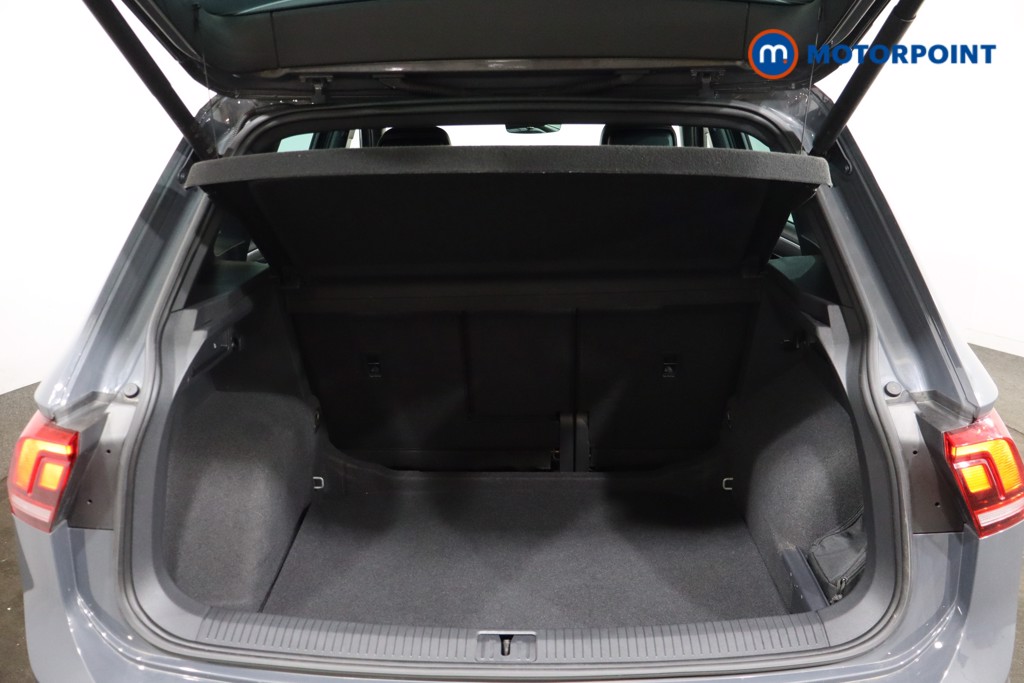 Volkswagen Tiguan R-Line Automatic Petrol SUV - Stock Number (1604280) - 24th supplementary image