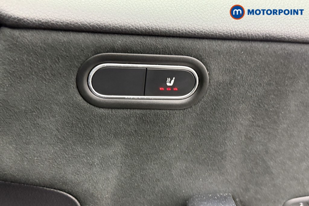 Mercedes-Benz A Class Amg Line Automatic Petrol Saloon - Stock Number (1604564) - 17th supplementary image