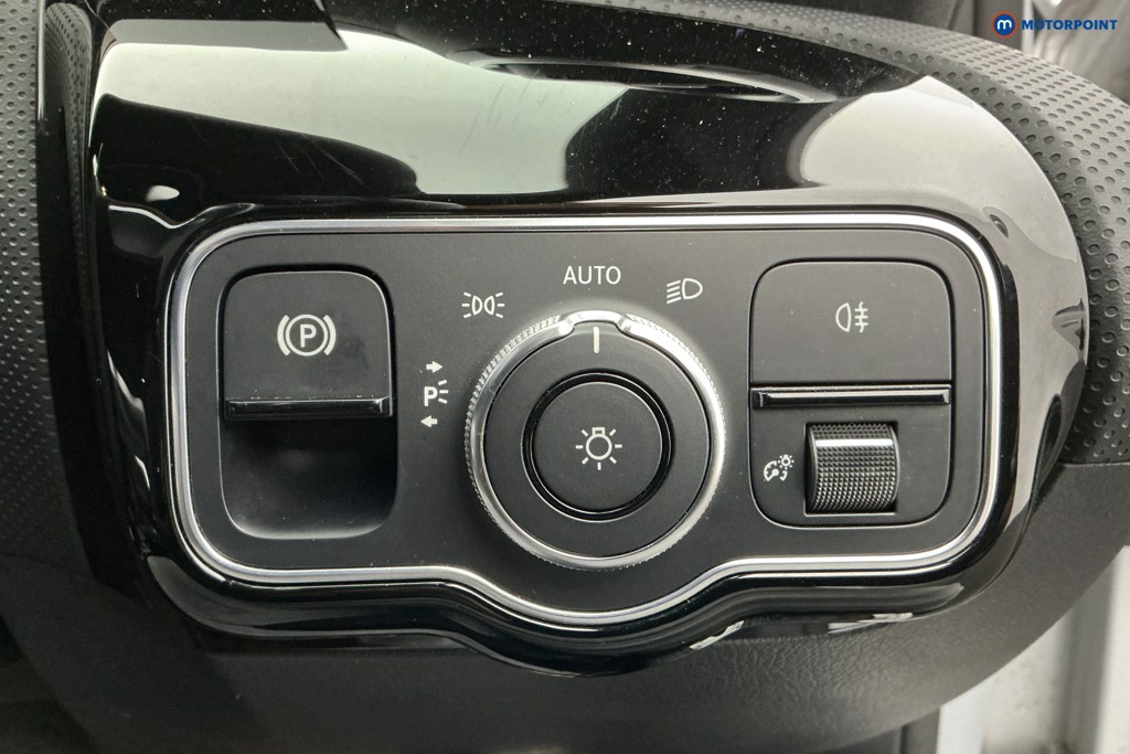 Mercedes-Benz A Class Amg Line Automatic Petrol Plug-In Hybrid Saloon - Stock Number (1605114) - 21st supplementary image