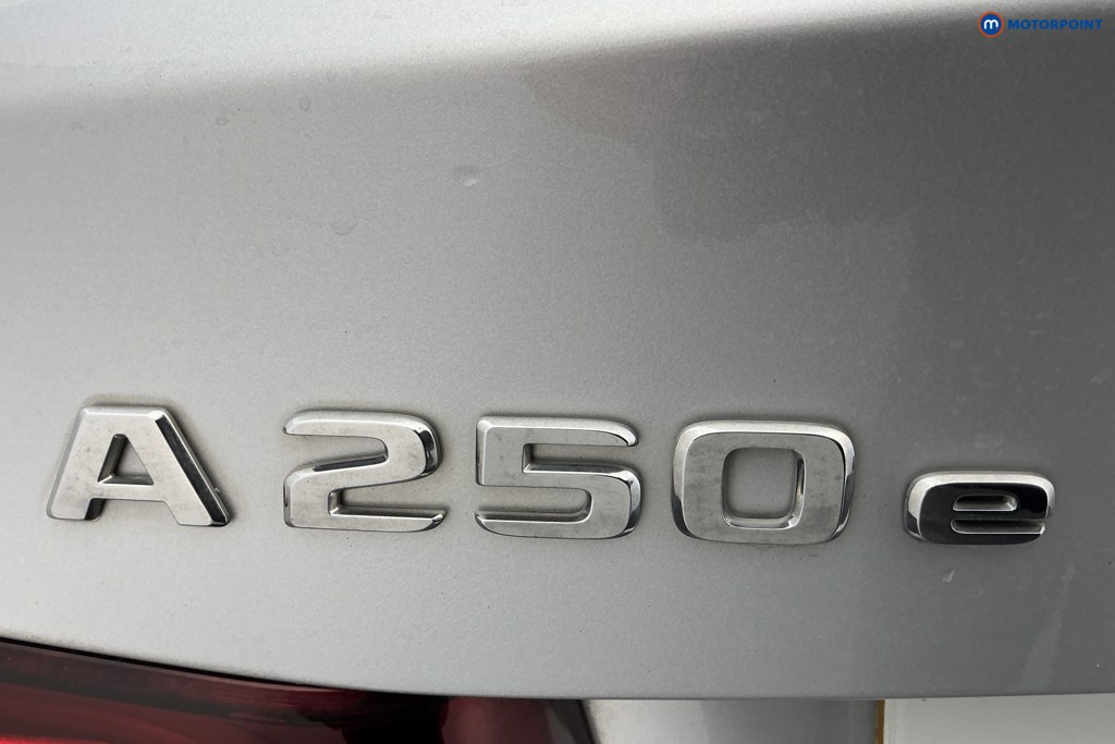 Mercedes-Benz A Class Amg Line Automatic Petrol Plug-In Hybrid Saloon - Stock Number (1605114) - 32nd supplementary image