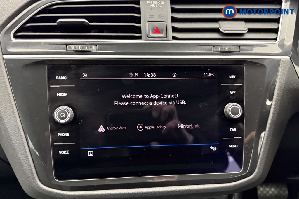 Volkswagen Tiguan Life Automatic Petrol SUV - Stock Number (1605227) - 2nd supplementary image