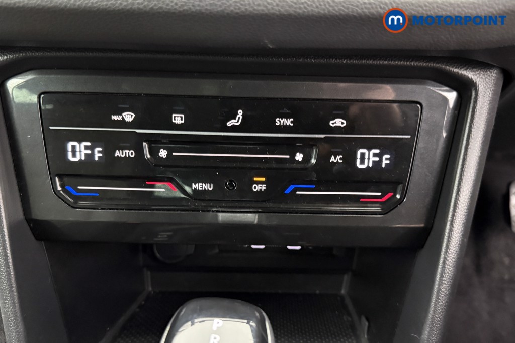 Volkswagen Tiguan Life Automatic Petrol SUV - Stock Number (1605227) - 12th supplementary image