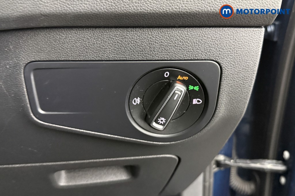 Volkswagen Tiguan Life Automatic Petrol SUV - Stock Number (1605227) - 16th supplementary image