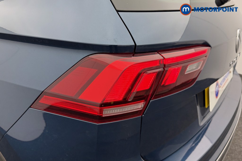 Volkswagen Tiguan Life Automatic Petrol SUV - Stock Number (1605227) - 26th supplementary image