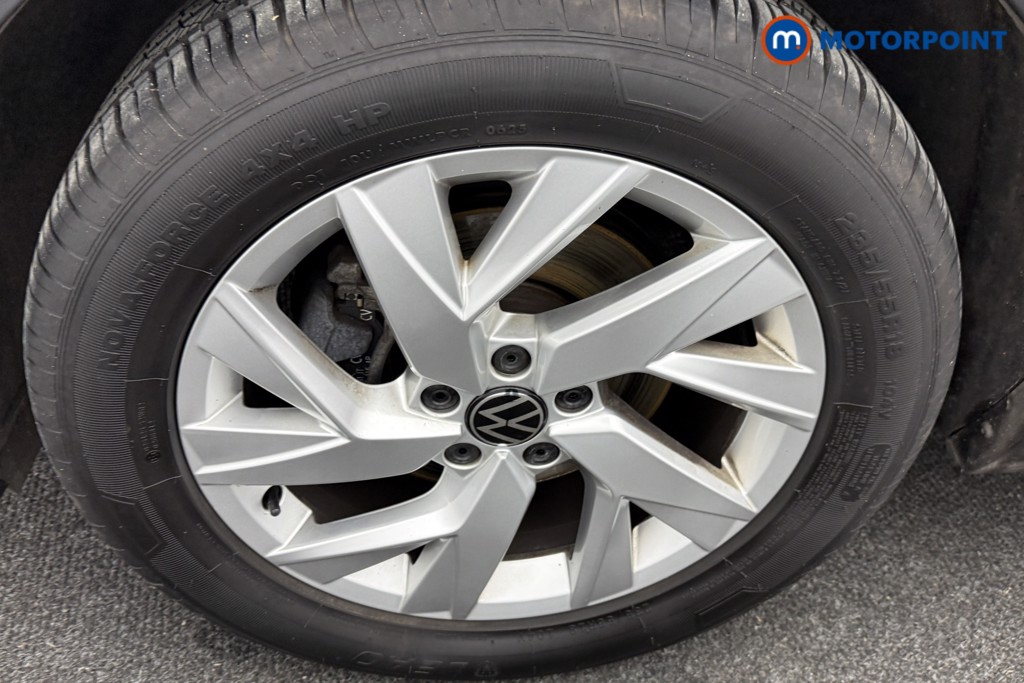 Volkswagen Tiguan Life Automatic Petrol SUV - Stock Number (1605227) - 30th supplementary image