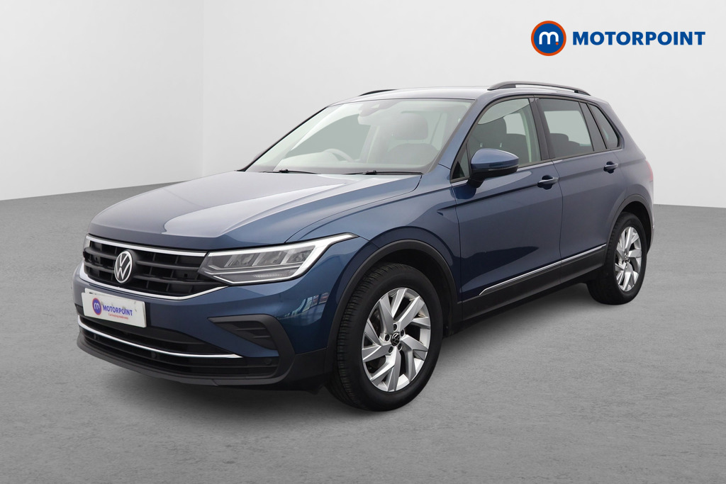 Volkswagen Tiguan Life Automatic Petrol SUV - Stock Number (1605227) - Passenger side front corner