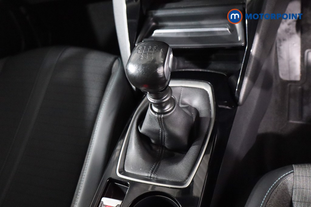 Peugeot 2008 Allure Manual Petrol SUV - Stock Number (1605370) - 21st supplementary image