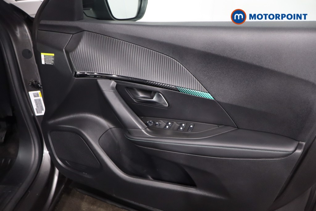 Peugeot 2008 Allure Manual Petrol SUV - Stock Number (1605370) - 25th supplementary image