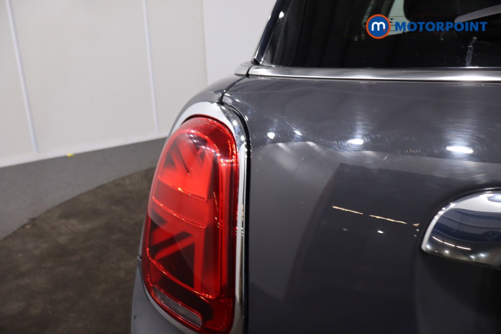 Mini Hatchback Cooper S Exclusive Automatic Petrol Hatchback - Stock Number (1605476) - 38th supplementary image