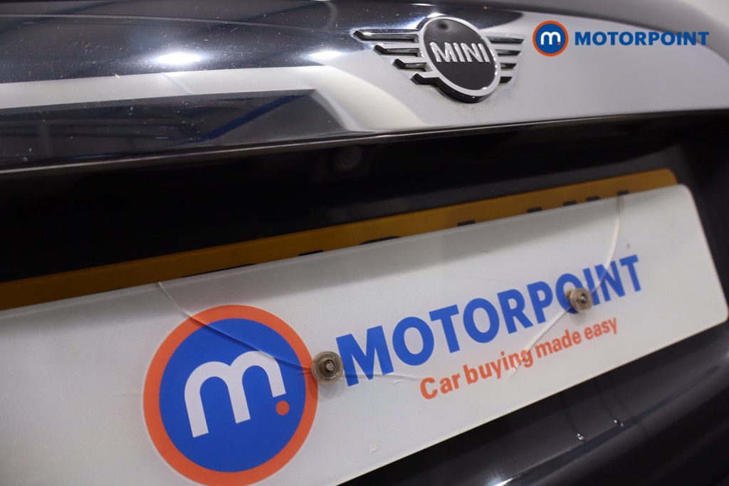 Mini Hatchback Cooper S Exclusive Automatic Petrol Hatchback - Stock Number (1605476) - 41st supplementary image