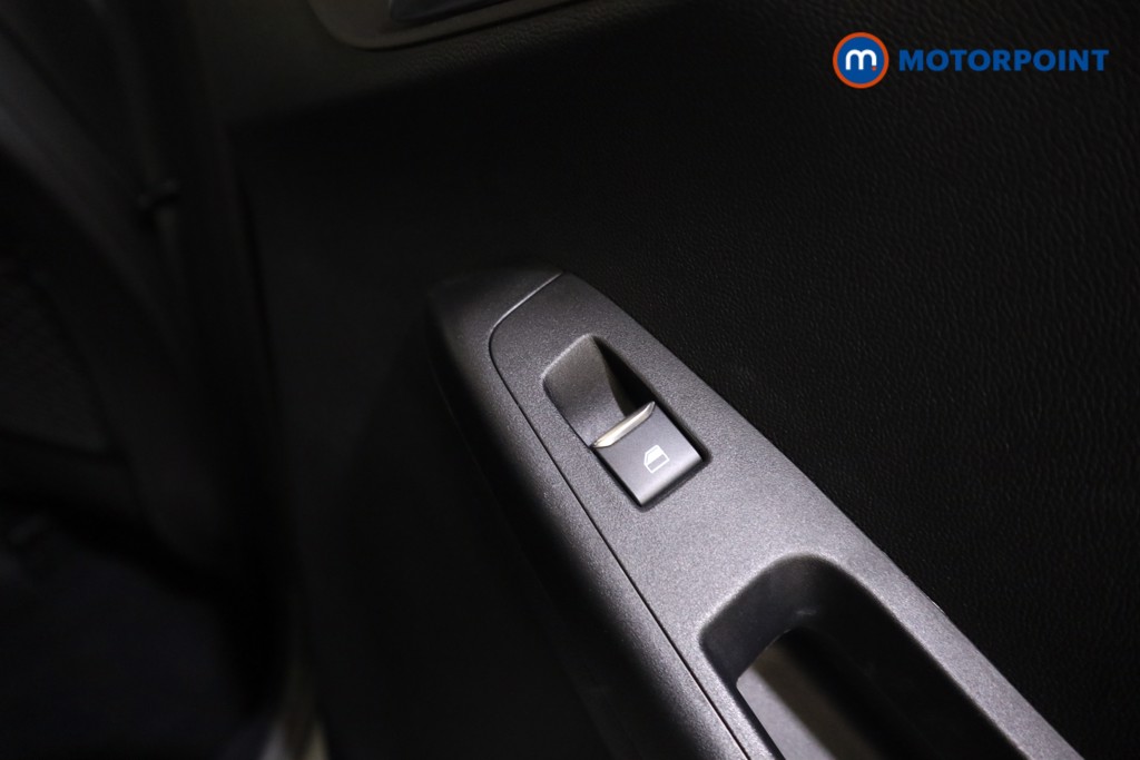 Ford Puma St-Line Vignale Manual Petrol SUV - Stock Number (1605672) - 17th supplementary image