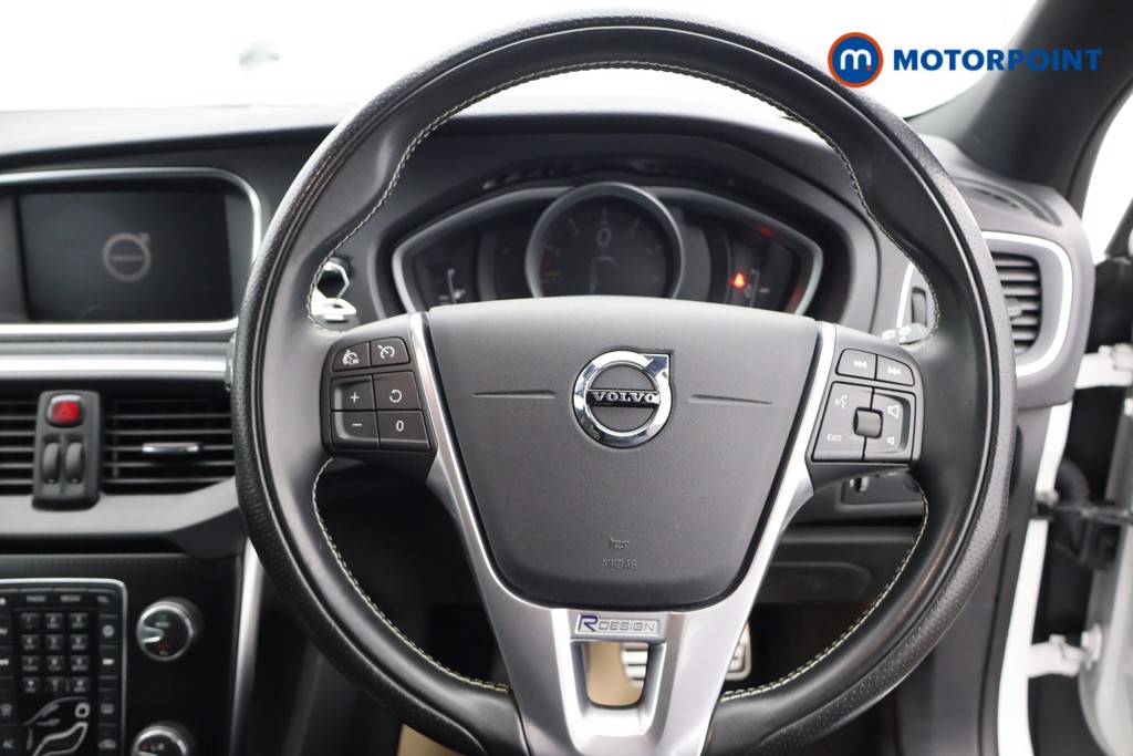 Volvo V40 R Design Nav Plus Manual Petrol Hatchback - Stock Number (1606064) - 1st supplementary image