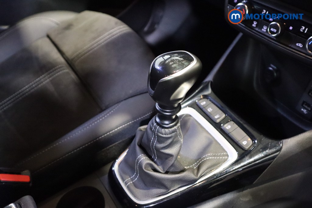 Vauxhall Crossland Ultimate Manual Petrol SUV - Stock Number (1606086) - 4th supplementary image