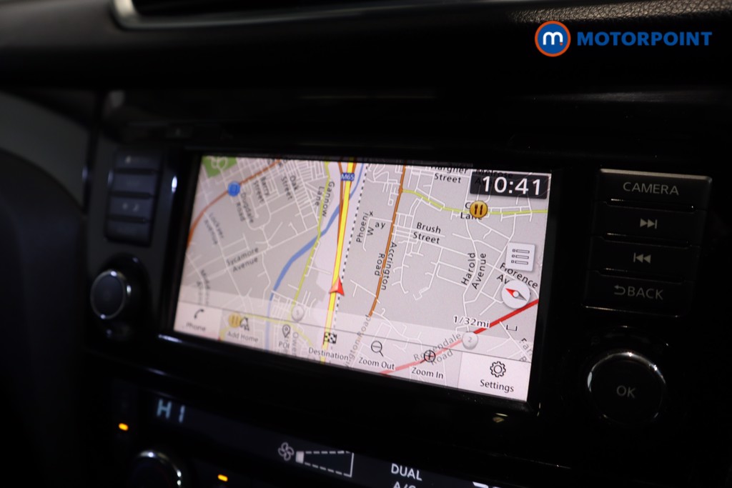 Nissan Qashqai Acenta Premium Manual Petrol SUV - Stock Number (1606092) - 2nd supplementary image