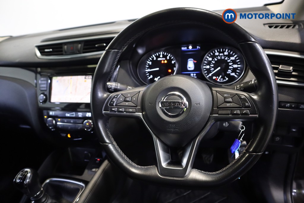 Nissan Qashqai Acenta Premium Manual Petrol SUV - Stock Number (1606092) - 3rd supplementary image