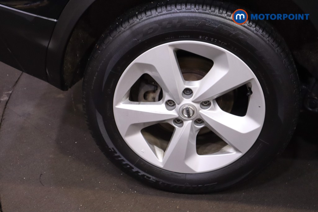 Nissan Qashqai Acenta Premium Manual Petrol SUV - Stock Number (1606092) - 12th supplementary image