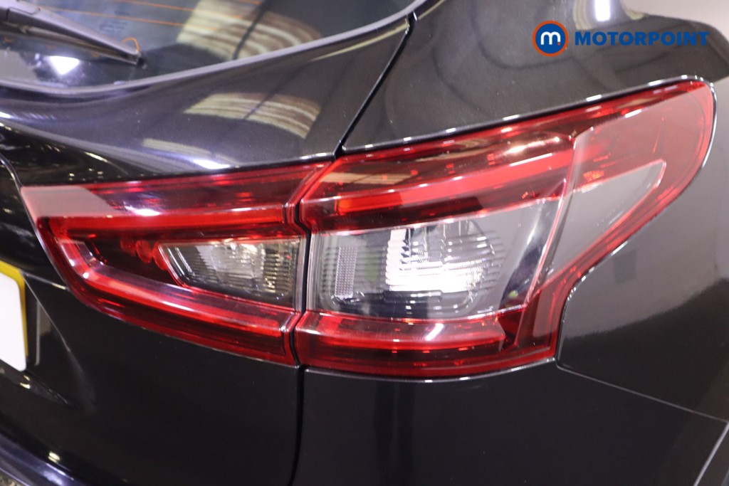 Nissan Qashqai Acenta Premium Manual Petrol SUV - Stock Number (1606092) - 22nd supplementary image