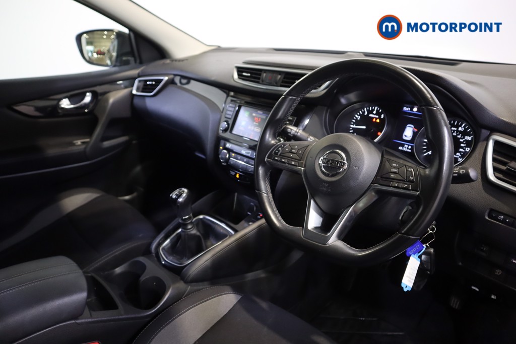 Nissan Qashqai Acenta Premium Manual Petrol SUV - Stock Number (1606092) - 1st supplementary image