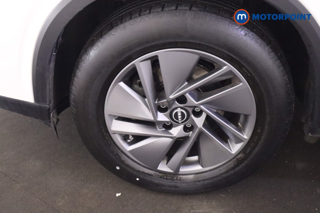 Nissan Qashqai Acenta Premium Automatic Petrol SUV - Stock Number (1606258) - 10th supplementary image