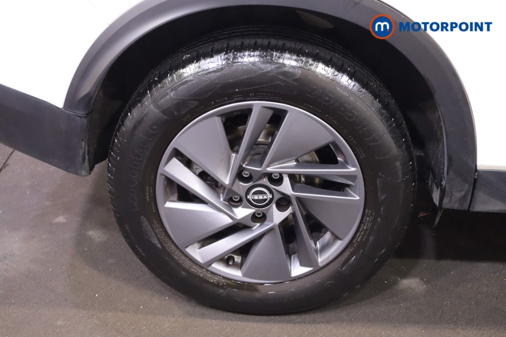 Nissan Qashqai Acenta Premium Automatic Petrol SUV - Stock Number (1606258) - 12th supplementary image
