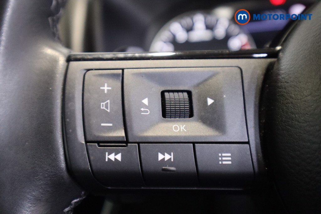 Nissan Qashqai Acenta Premium Automatic Petrol SUV - Stock Number (1606258) - 14th supplementary image