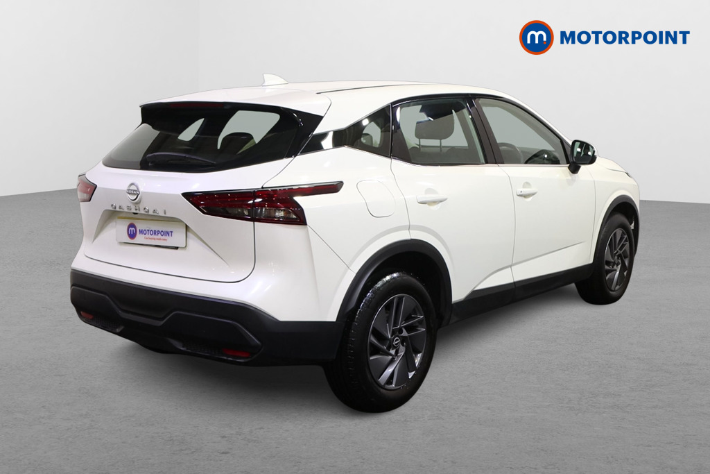 Nissan Qashqai Acenta Premium Automatic Petrol SUV - Stock Number (1606258) - Drivers side rear corner