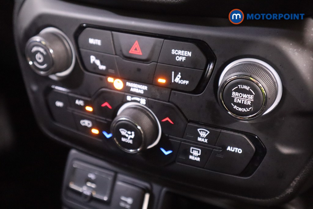 Jeep Renegade Longitude Manual Petrol SUV - Stock Number (1606504) - 19th supplementary image