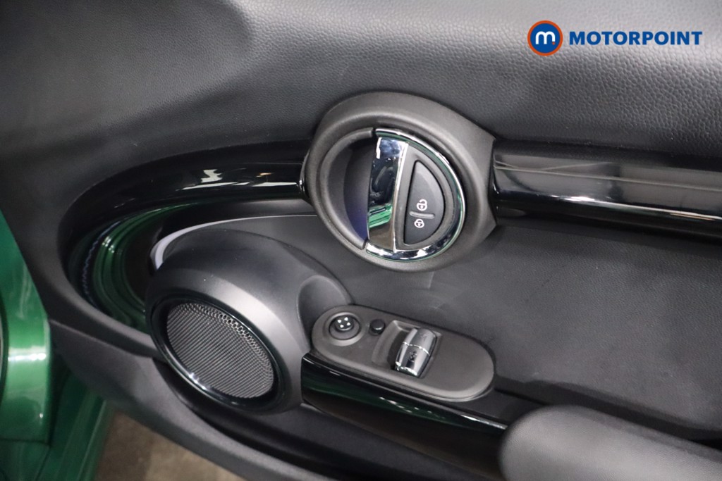 Mini Hatchback Cooper Sport Manual Petrol Hatchback - Stock Number (1606587) - 27th supplementary image