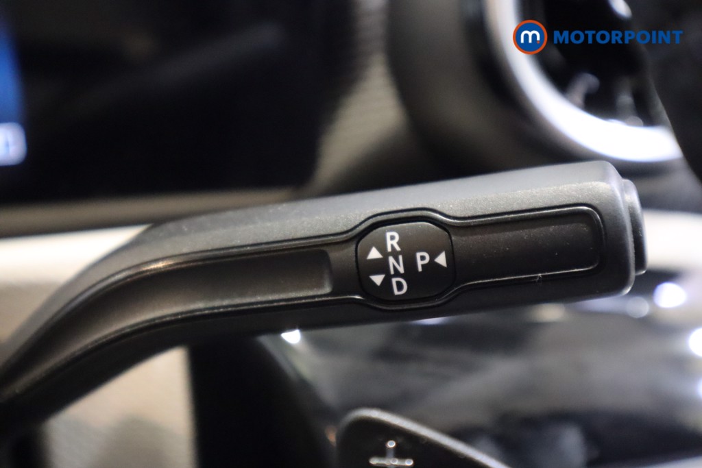 Mercedes-Benz A Class Sport Executive Edition Automatic Petrol Hatchback - Stock Number (1606588) - 5th supplementary image