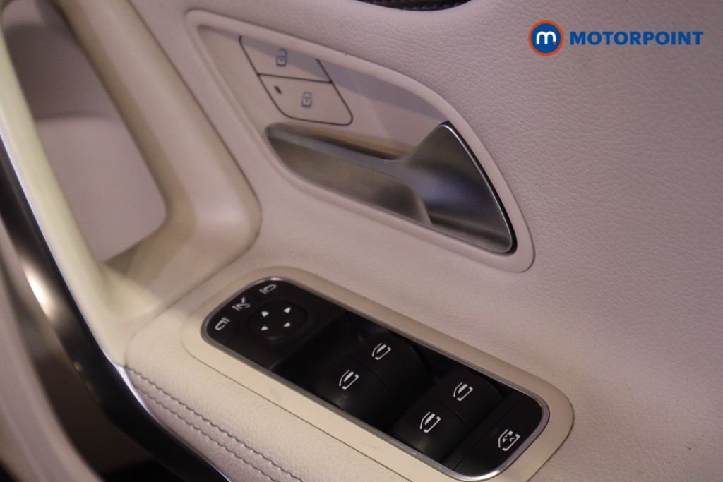 Mercedes-Benz A Class Sport Executive Edition Automatic Petrol Hatchback - Stock Number (1606588) - 13th supplementary image