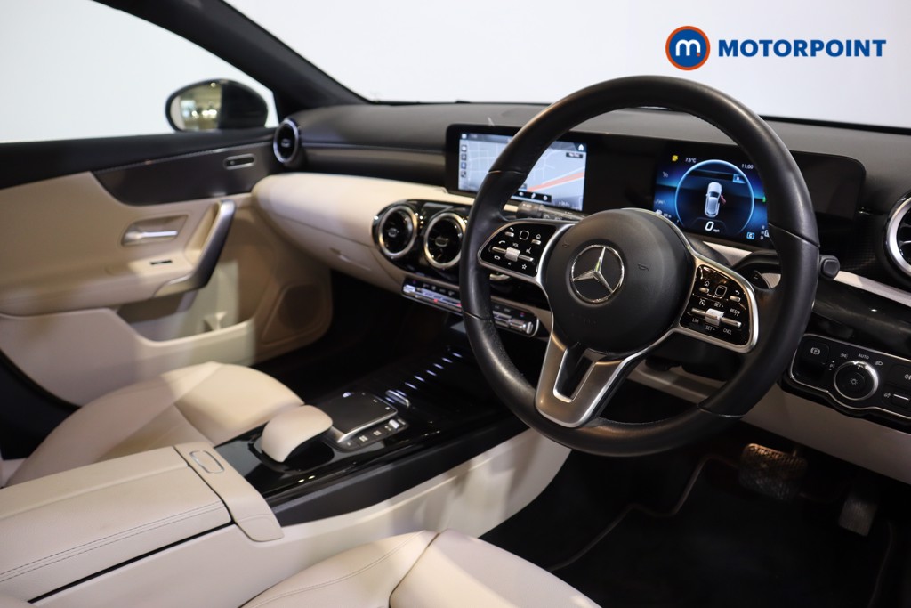 Mercedes-Benz A Class Sport Executive Edition Automatic Petrol Hatchback - Stock Number (1606588) - 1st supplementary image