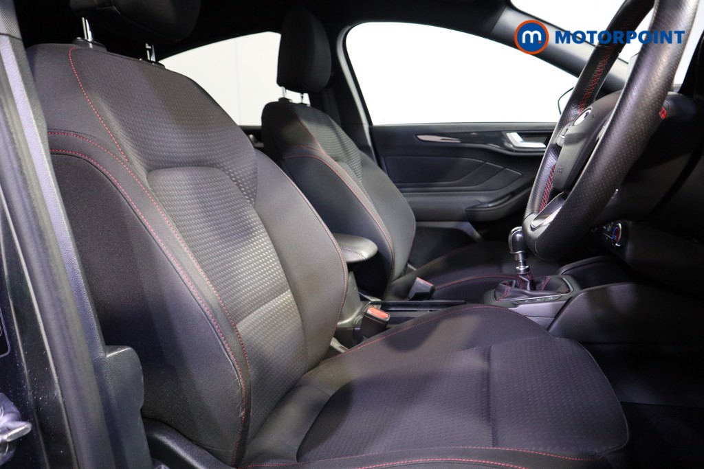 Ford Focus St-Line Manual Petrol Hatchback - Stock Number (1606612) - 15th supplementary image