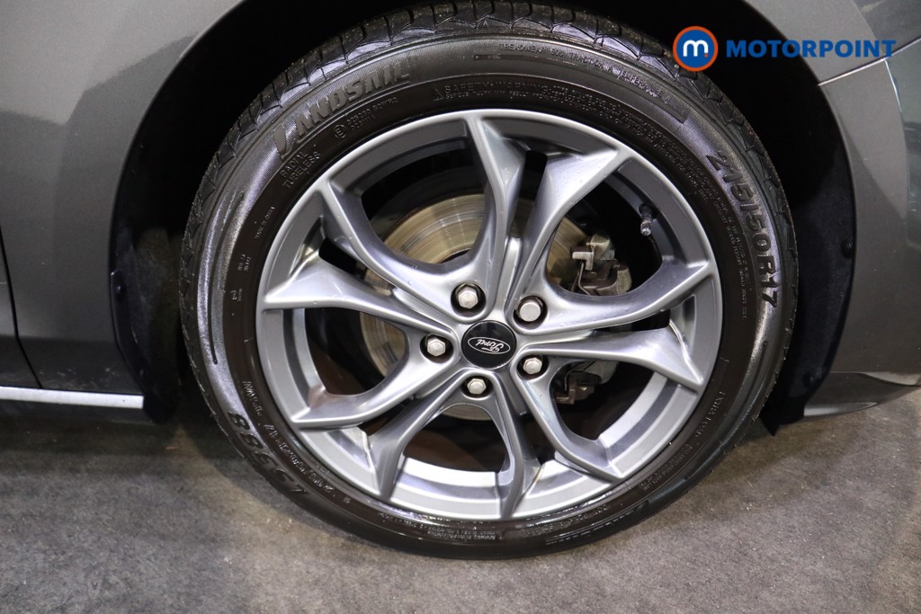 Ford Focus St-Line Manual Petrol Hatchback - Stock Number (1606612) - 21st supplementary image