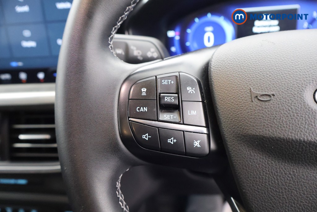 Ford Focus Titanium Vignale Manual Petrol Hatchback - Stock Number (1606618) - 2nd supplementary image