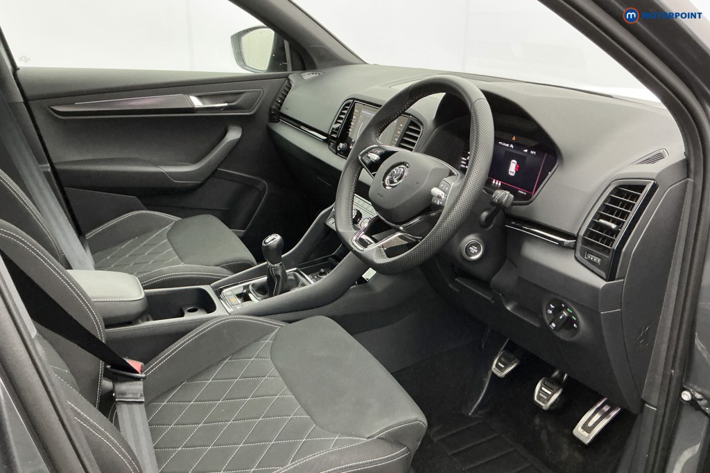 Skoda Karoq Sportline Manual Petrol SUV - Stock Number (1606709) - 8th supplementary image
