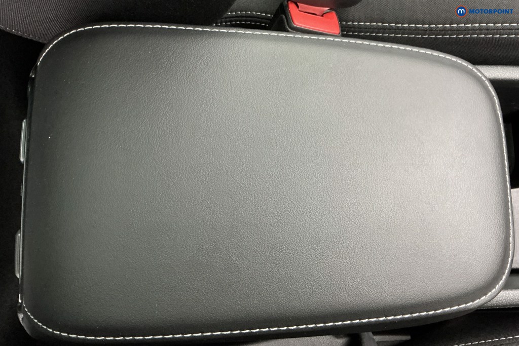 Skoda Karoq Sportline Manual Petrol SUV - Stock Number (1606709) - 14th supplementary image