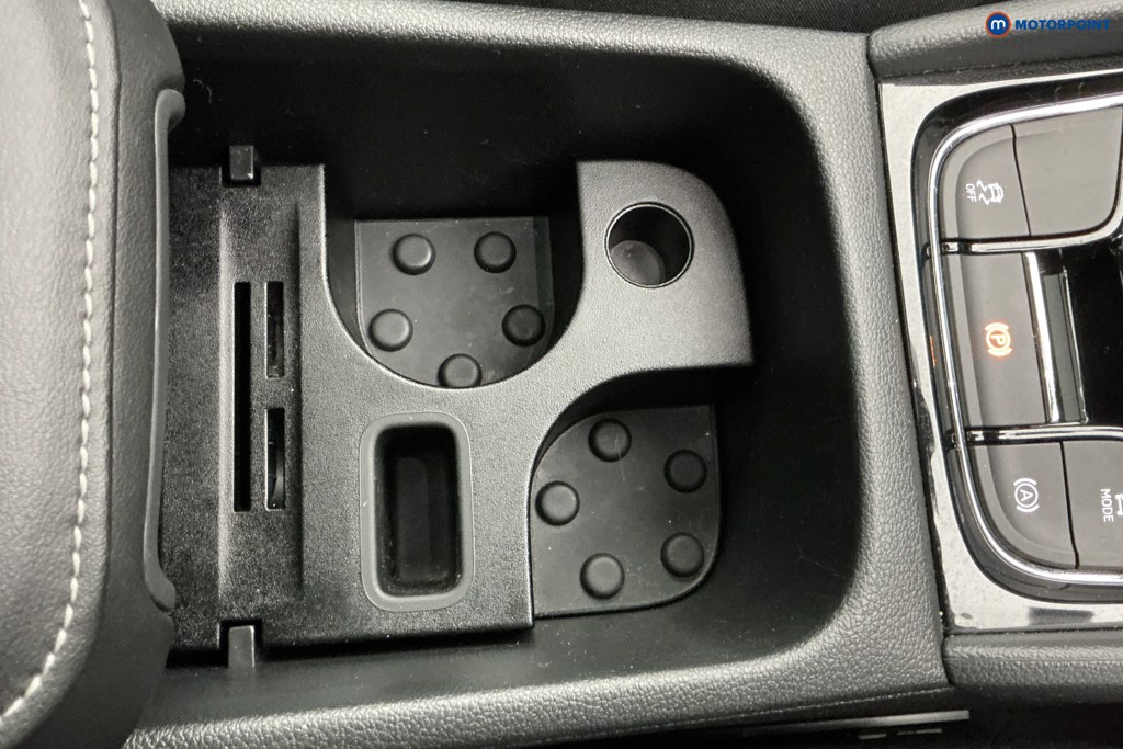 Skoda Karoq Sportline Manual Petrol SUV - Stock Number (1606709) - 15th supplementary image