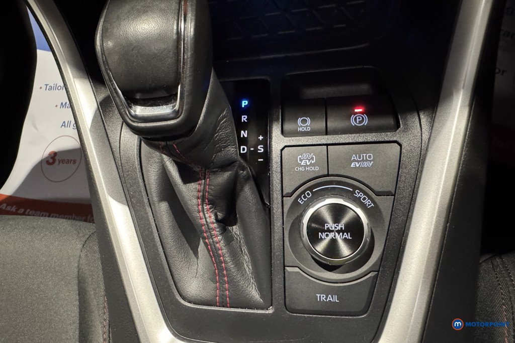 Toyota Rav4 Design Automatic Petrol Plug-In Hybrid SUV - Stock Number (1606903) - 11th supplementary image
